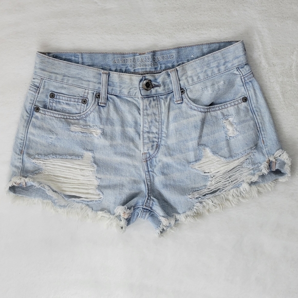 American Eagle Outfitters Pants - American Eagle Tomgirl Shortie